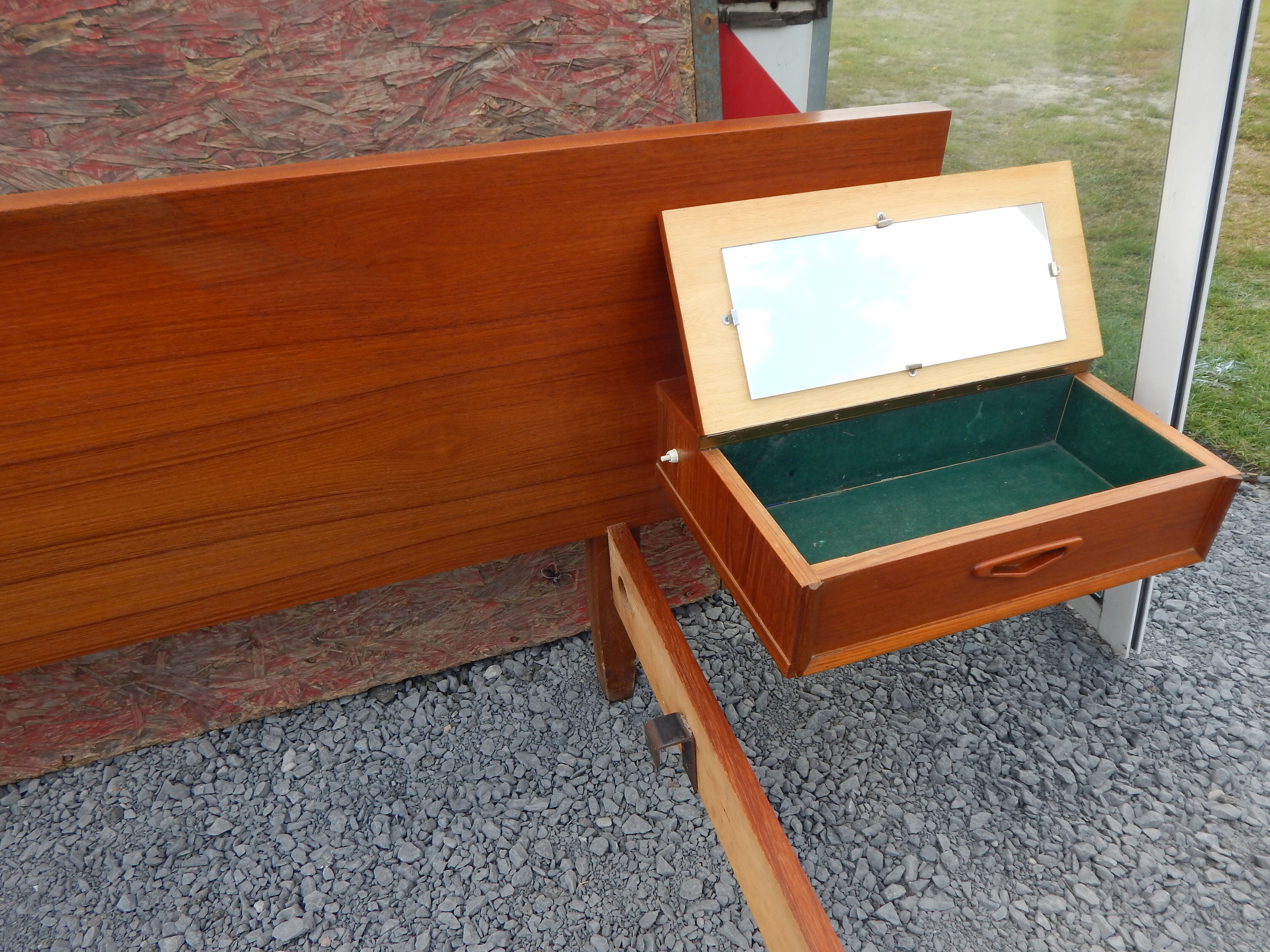 Vintage hanging bedside head year 50/60