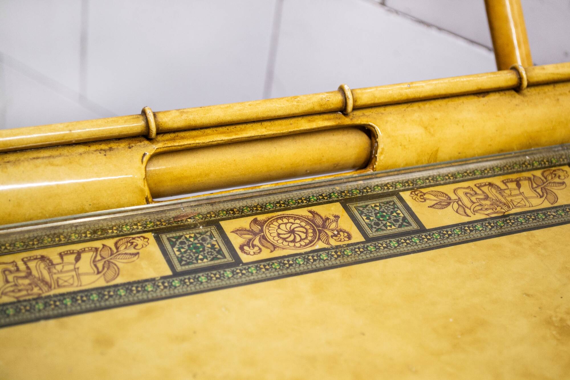 Carrello metallo laccato e vetro con vassoio Italia Anni '50