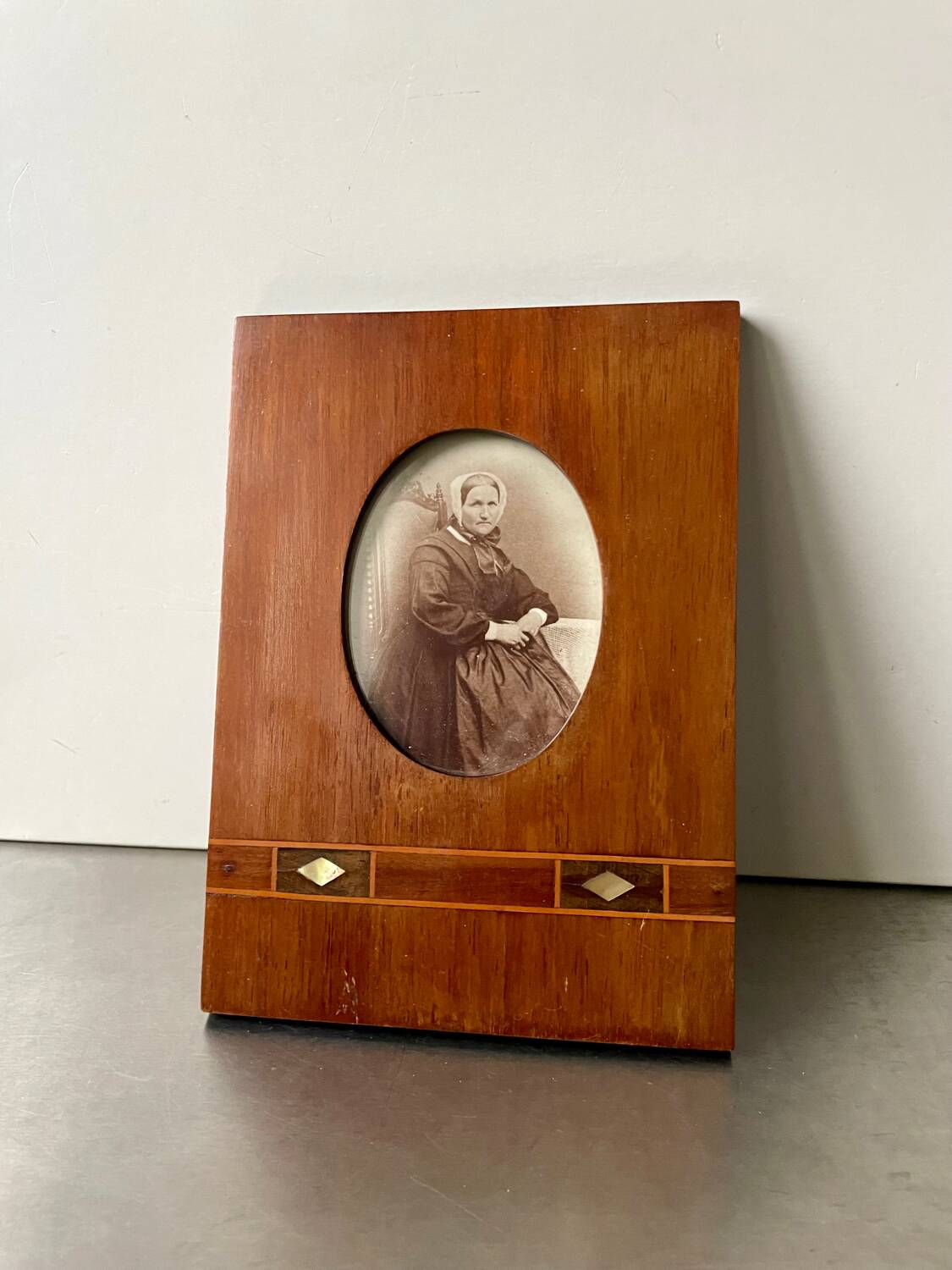 Antique Wood & mother of pearl Picture Frame with  intarsia