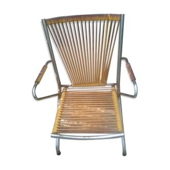 Folding child chair