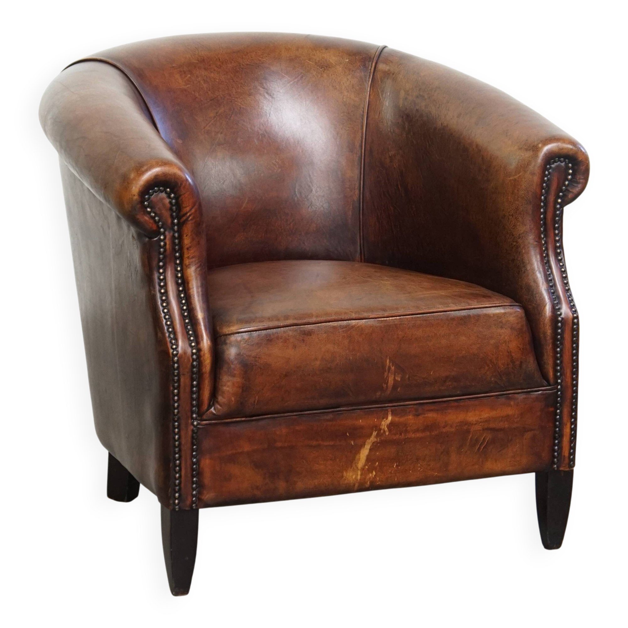 Club chair made of sheepskin leather