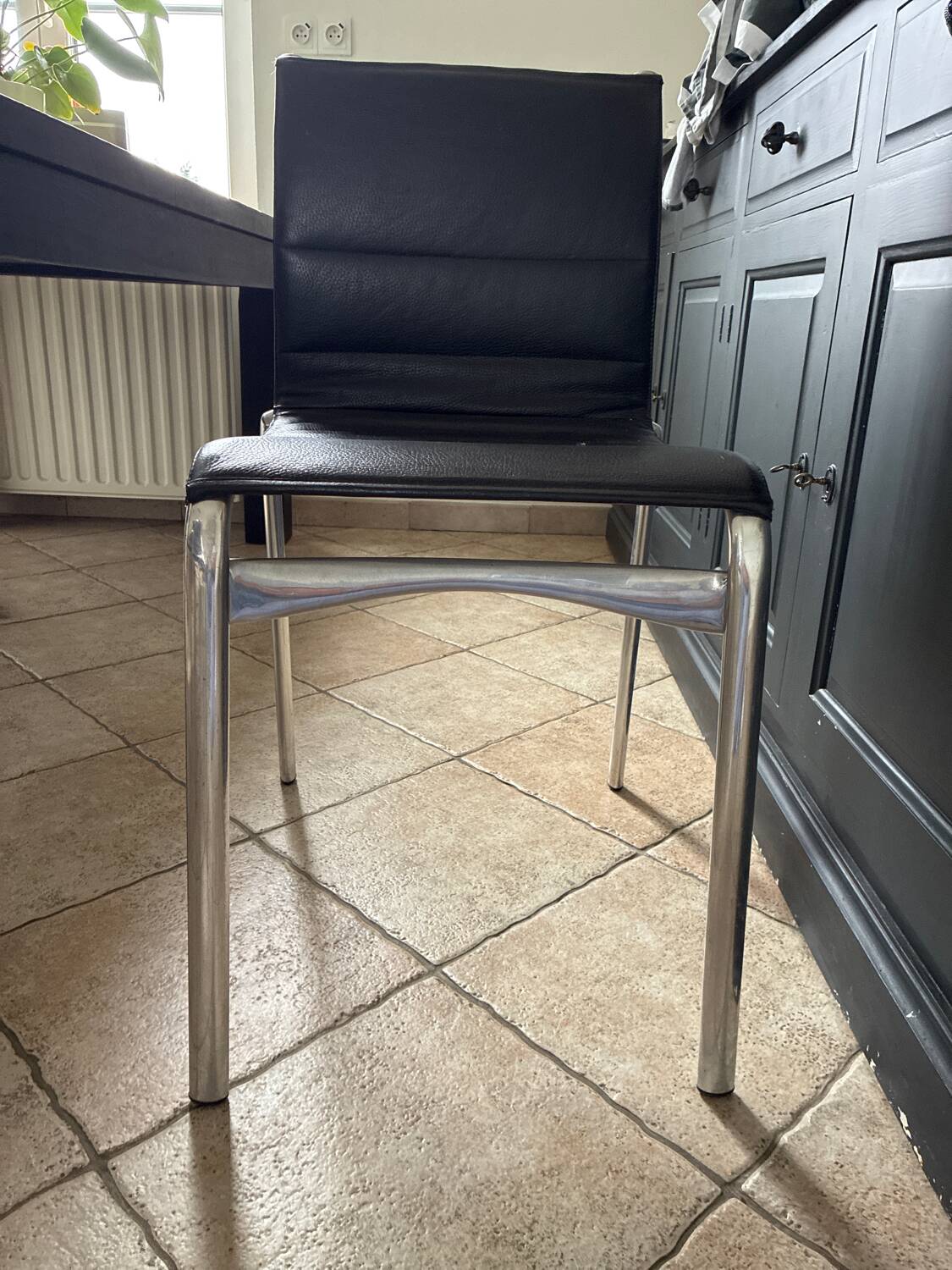 8 Alias black chairs