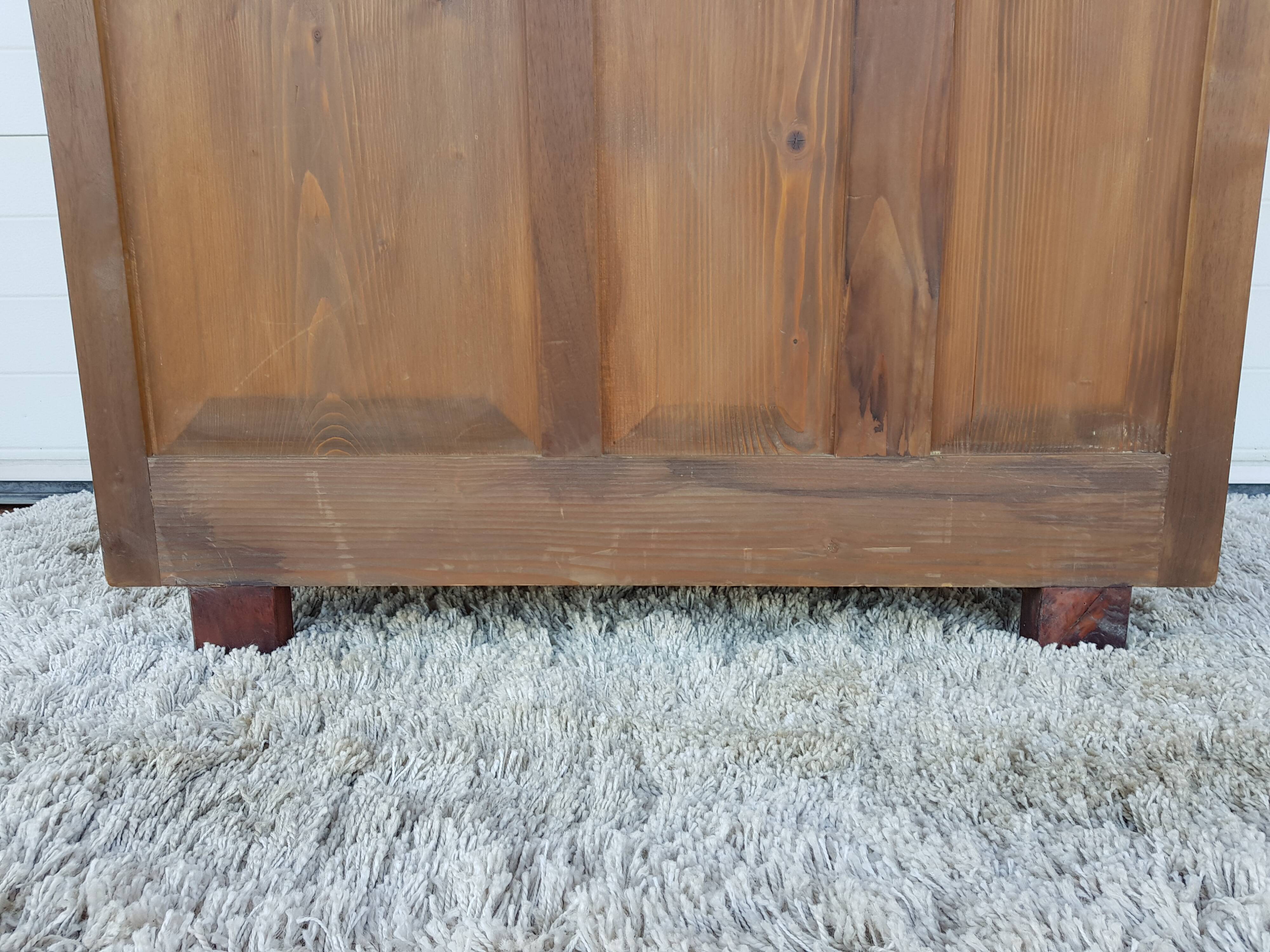 Asymmetric wardrobe fifties