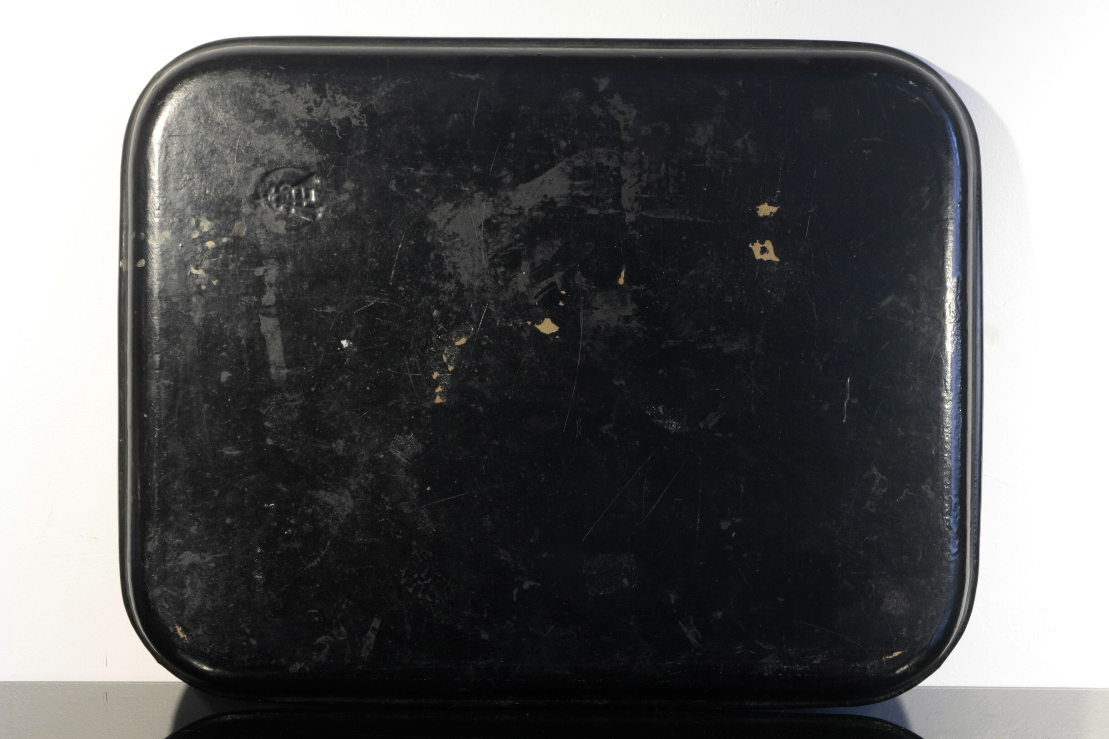 Napoleon III chinoiserie boiled cardboard tray