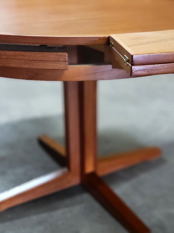 Table à manger Flip Flap Lotus Dyrlund en teck Danemark 1960