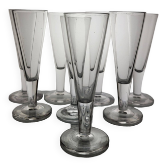 8 crystal champagne flutes - 19th century