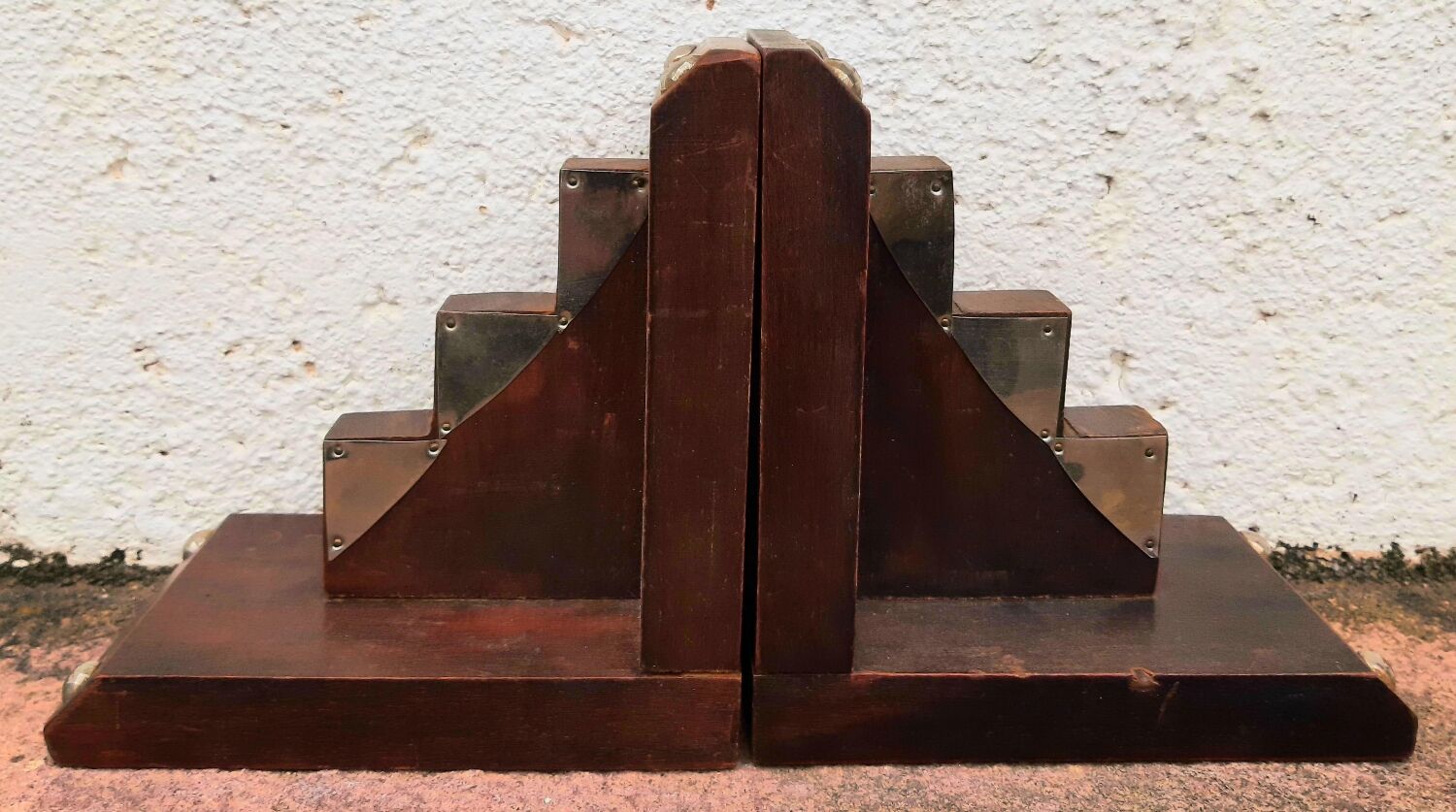 Paire de serre-livres en bois (art-déco)