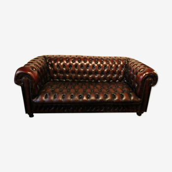 Real chesterfield sofa in dark brown tins