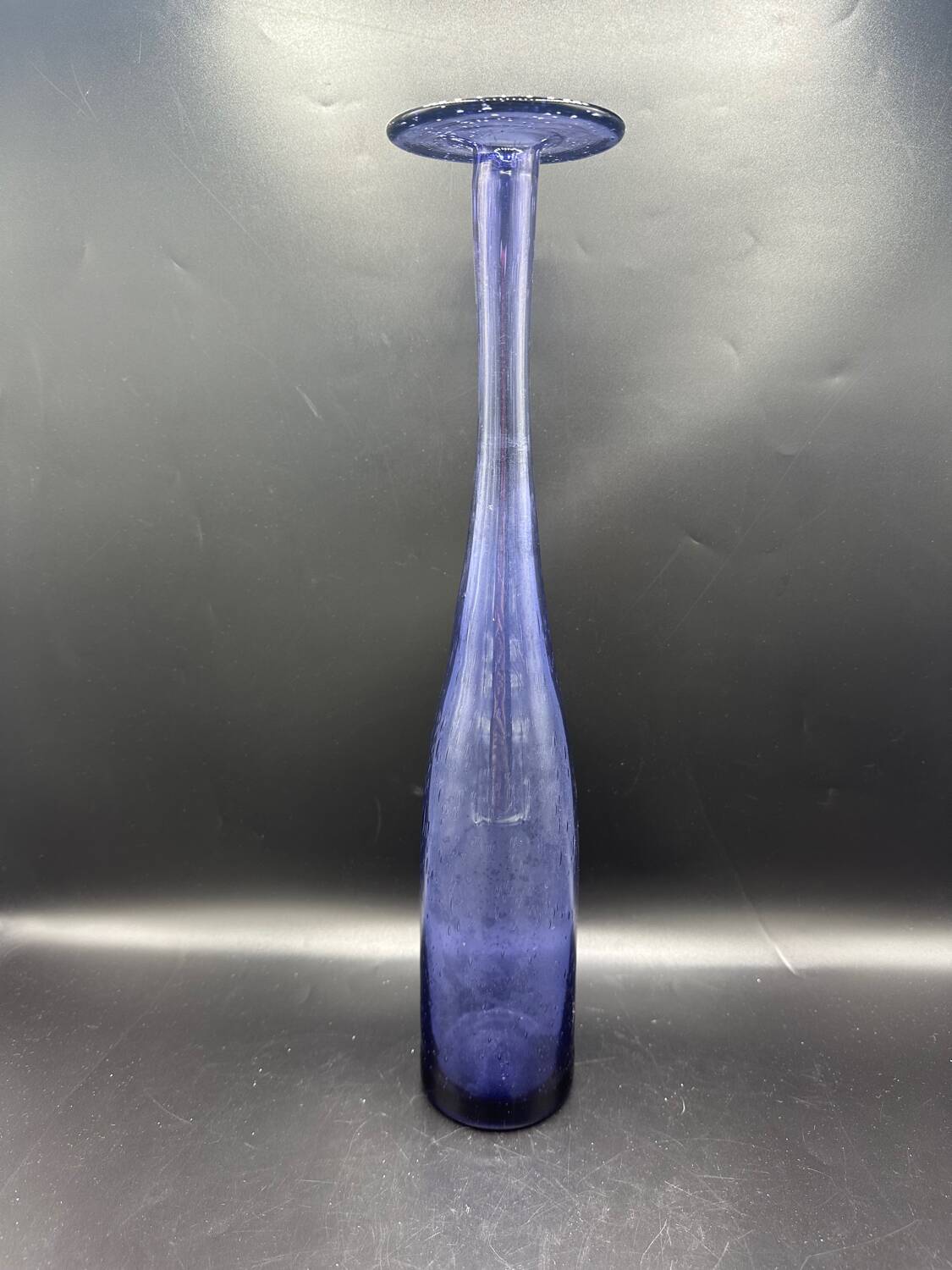 Bubble glass vase
