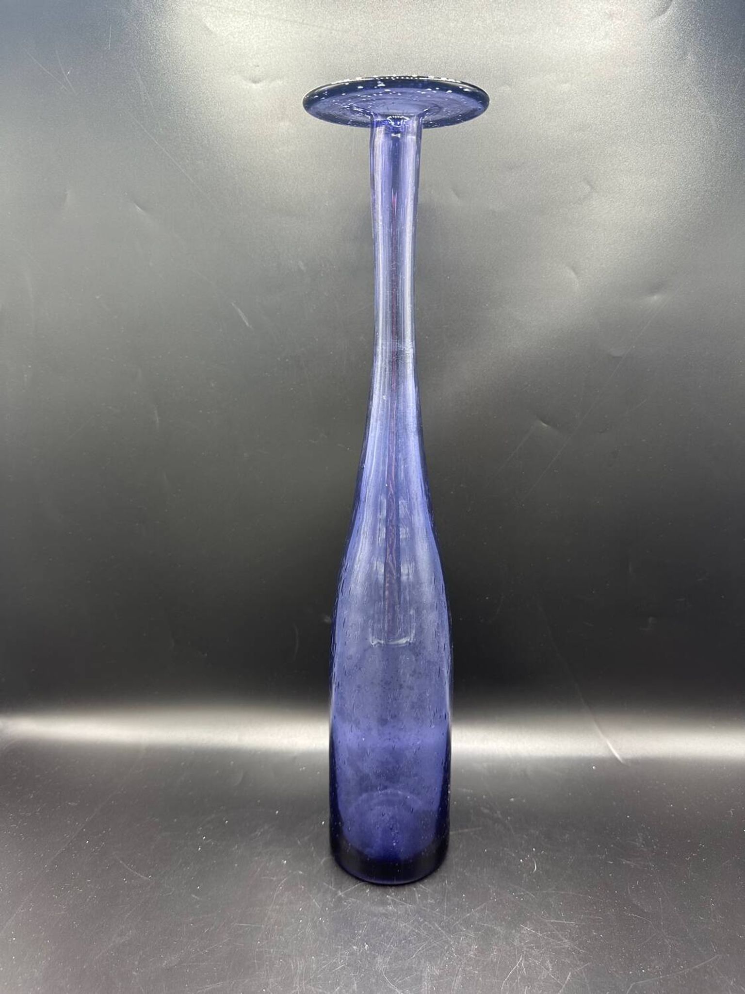 Bubble glass vase