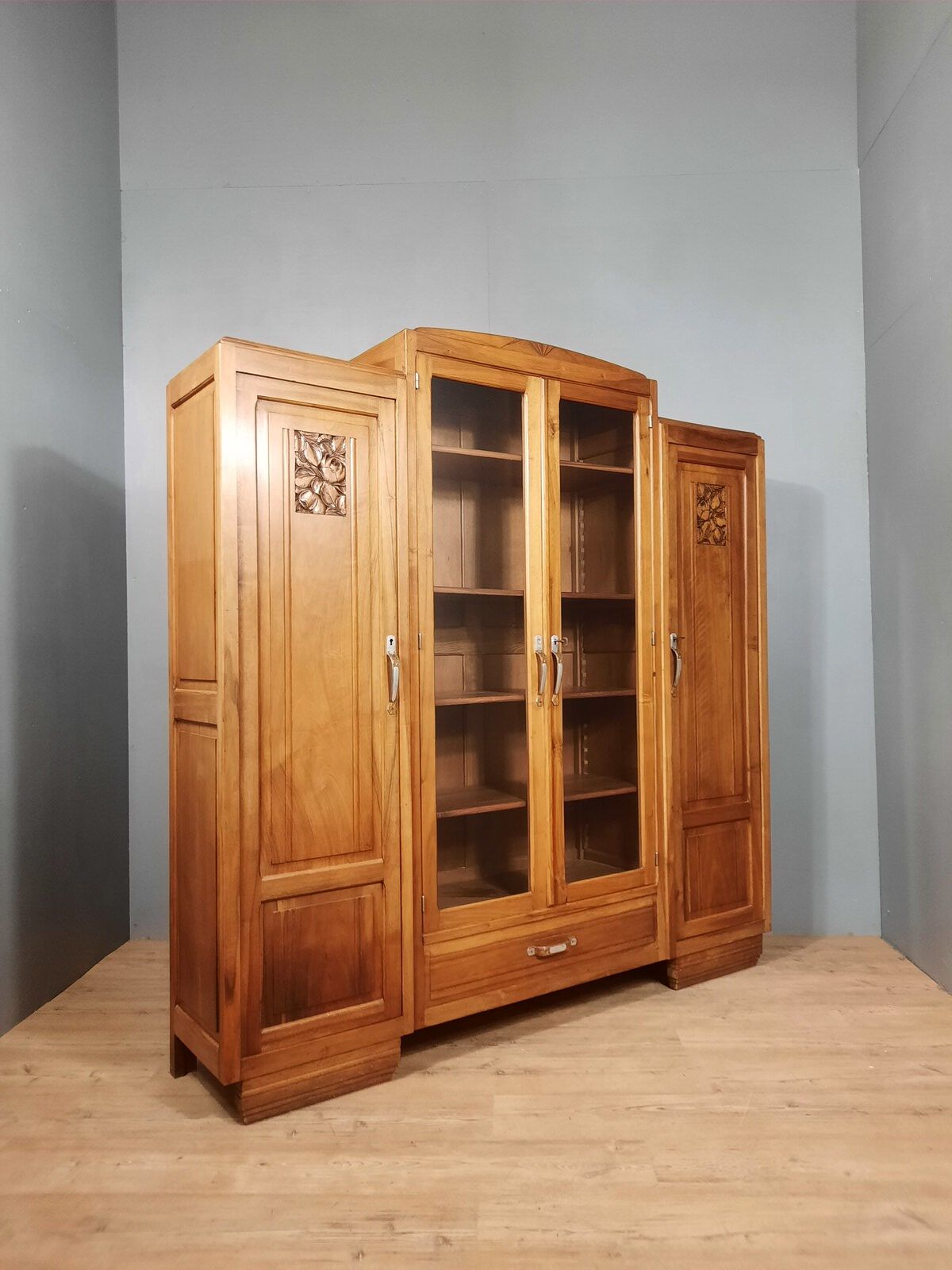 Art Deco style library