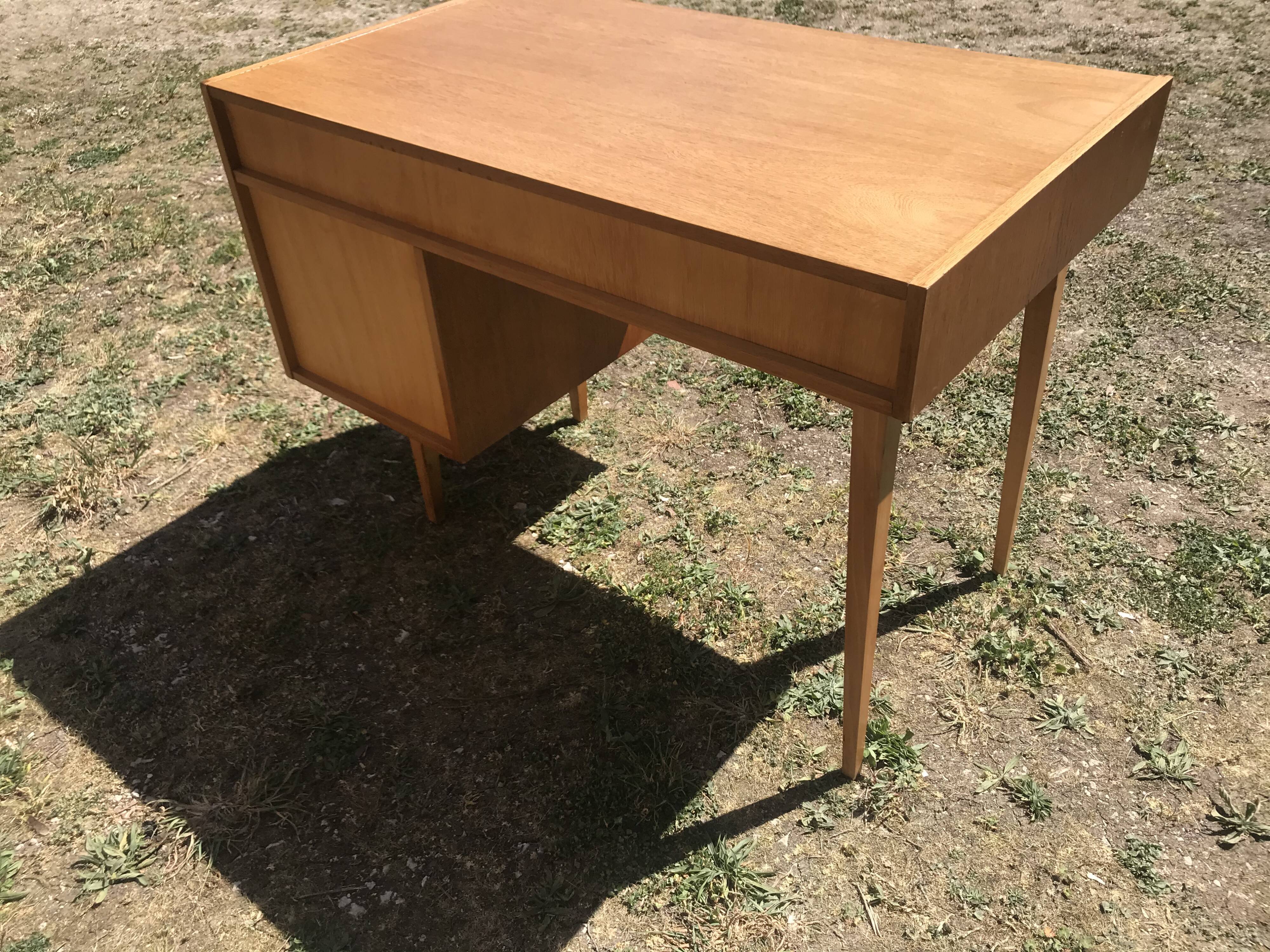 Bureau vintage chêne 1950 rénové