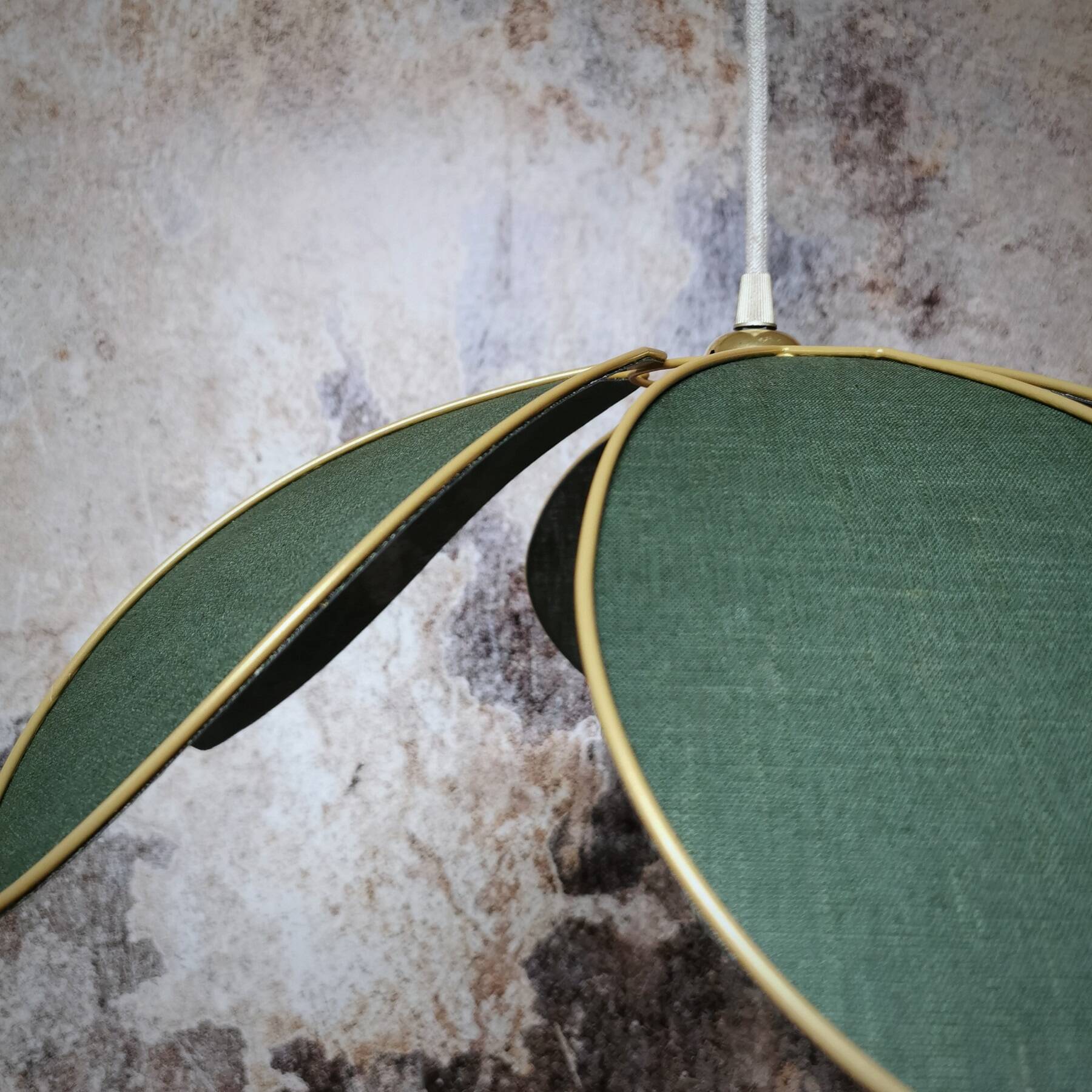 Flower suspension metal structure 6 petals in fir green linen