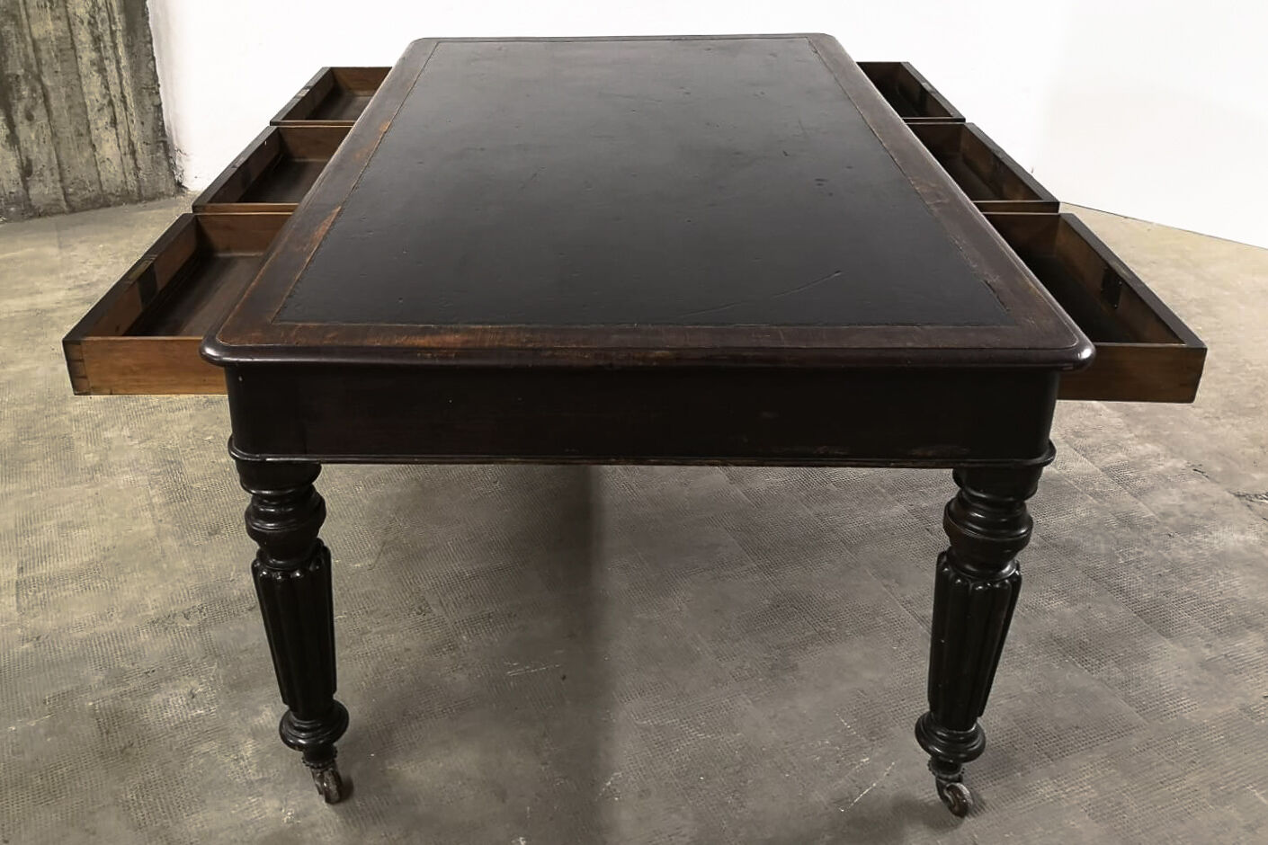 English associate desk 19th