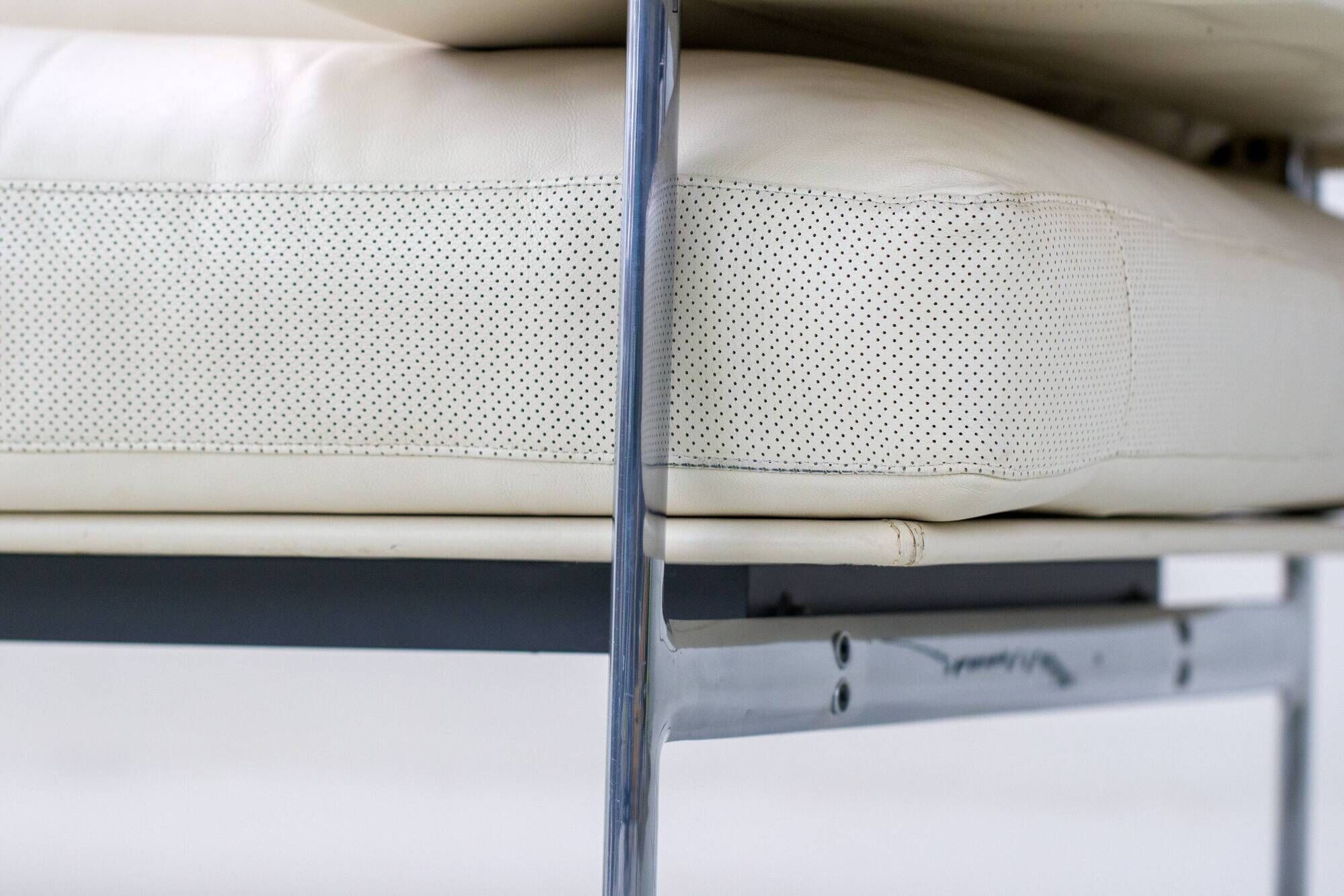 Diesis Sofa for B&B Italia, by Antonio Citterio and Paolo Nava