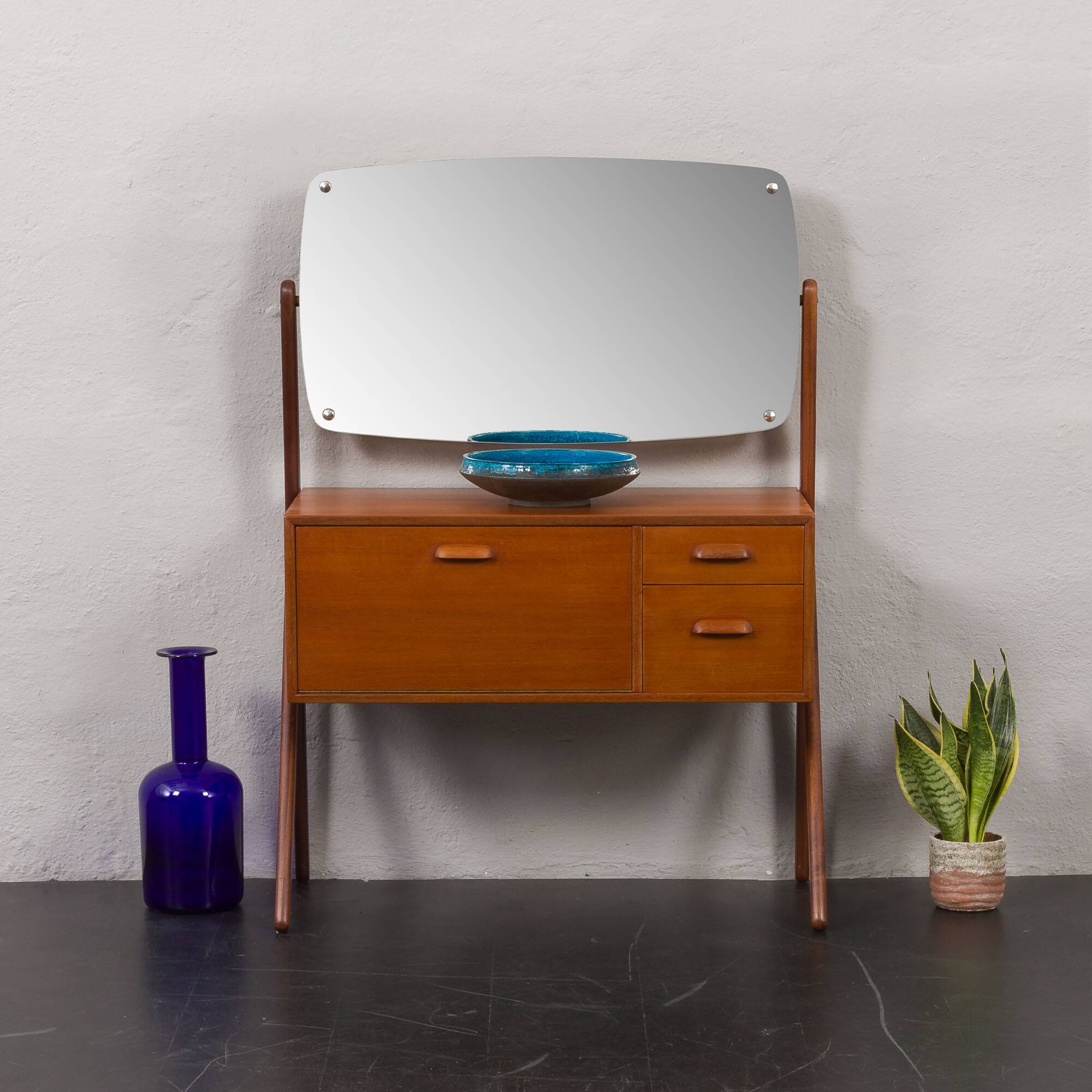 Mid-century Danish Teak Dressing Table from Ølholm Møbelfabrik,1960s