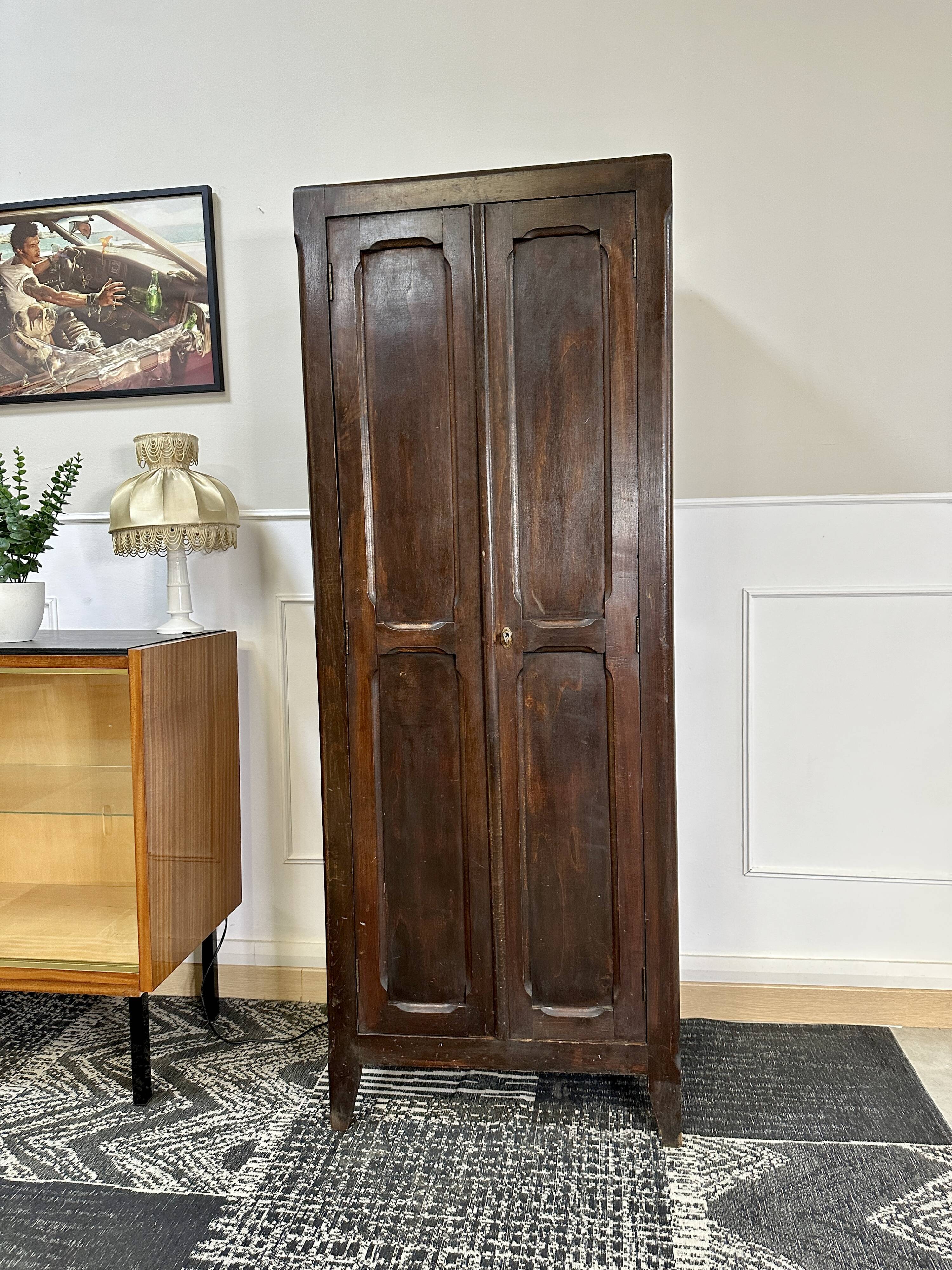 Parisian cabinet man standing