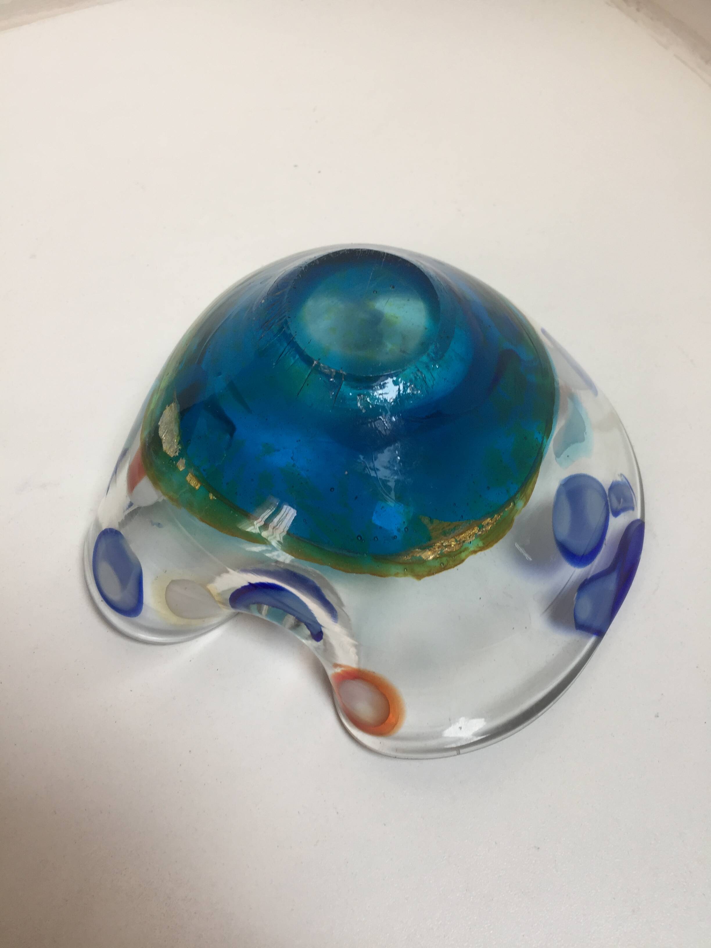 Murano glass pocket emptier