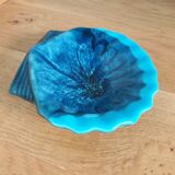 Empty ceramic shell pocket