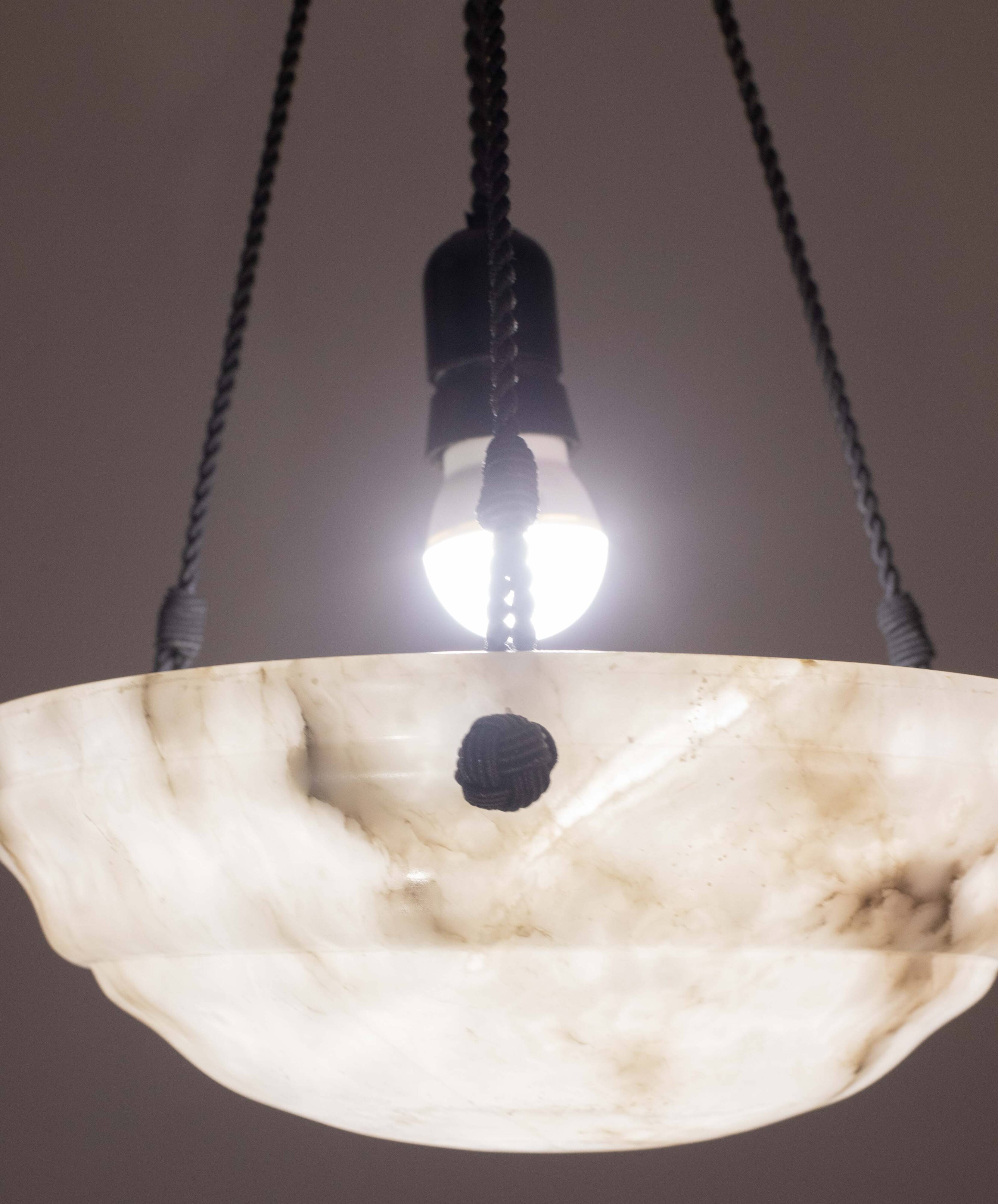 Lustre Art Déco en albâtre blanc, années 1950
