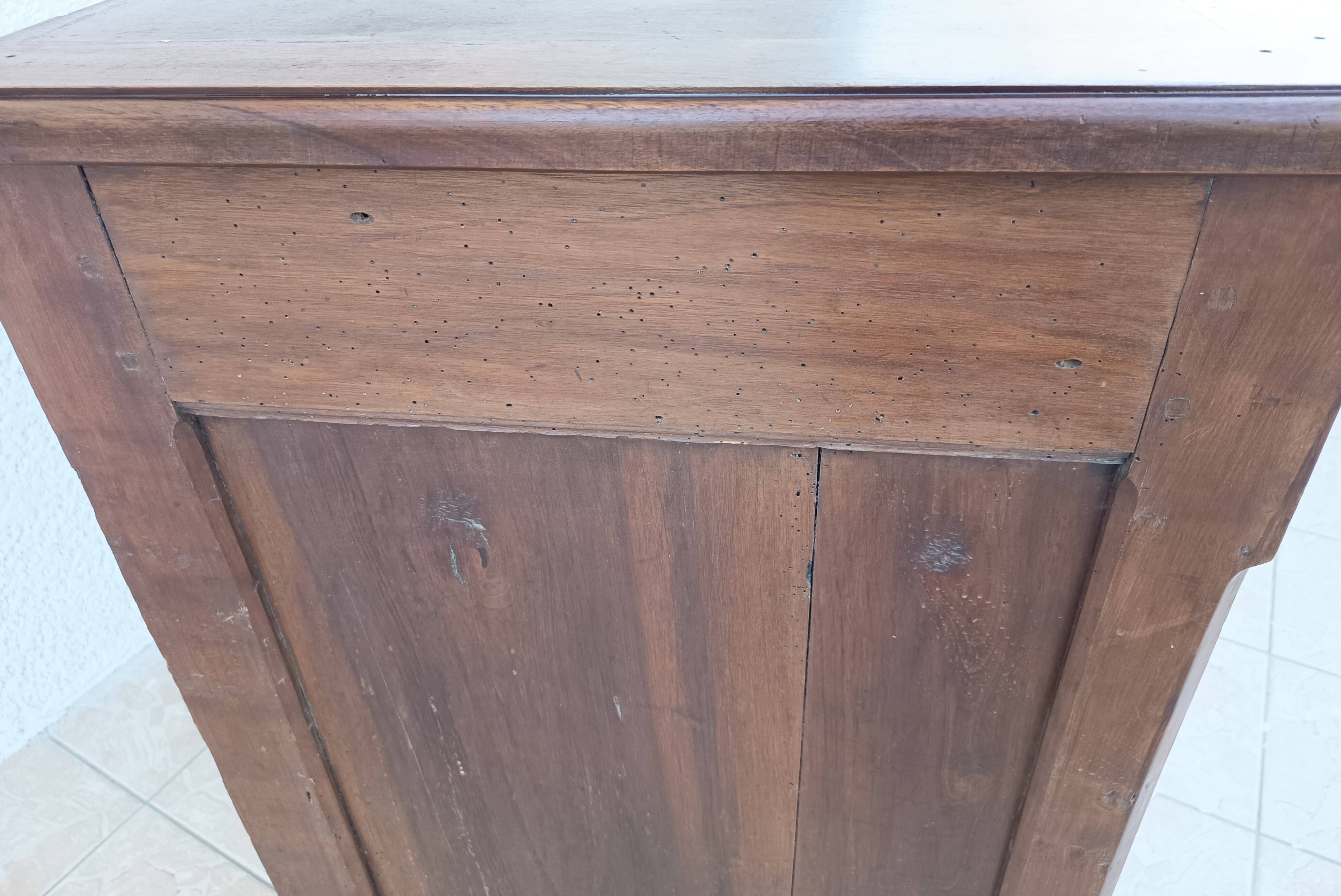 Louis XVI walnut buffet from the 19th century