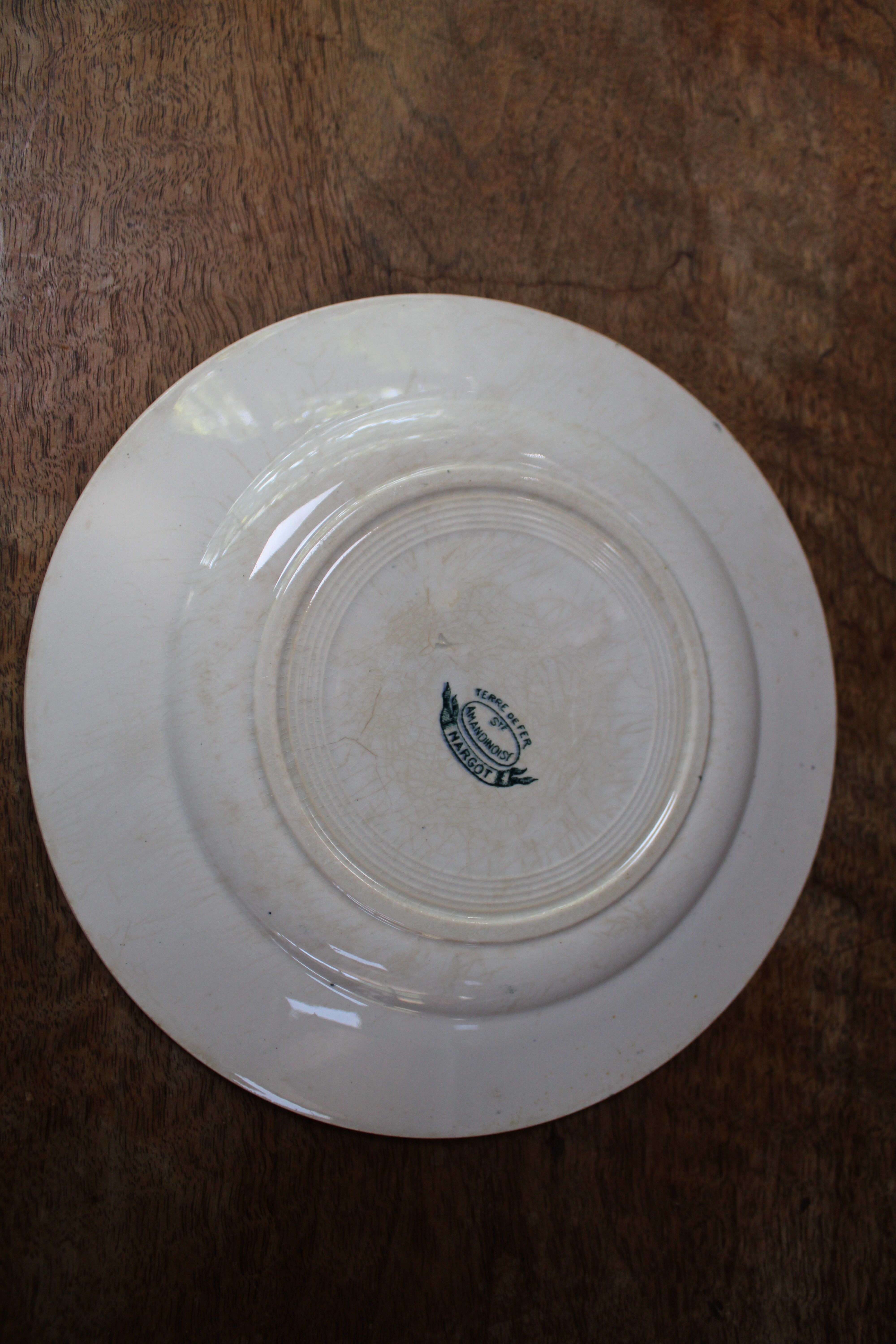 Set of 7 flat plates Sté Amandinoise St Amand, model Margot