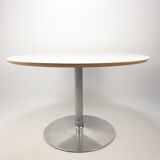 Round dining table by Pierre Paulin for Artifort, 1980s