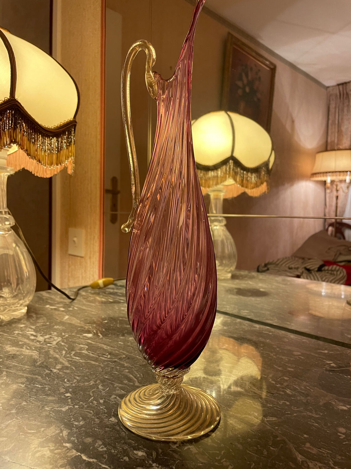 Dome-shaped lamp