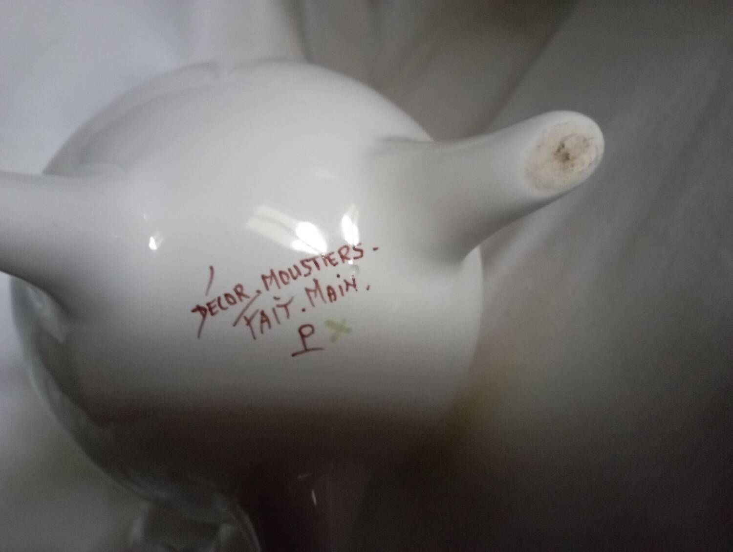 Moustiers chocolate maker