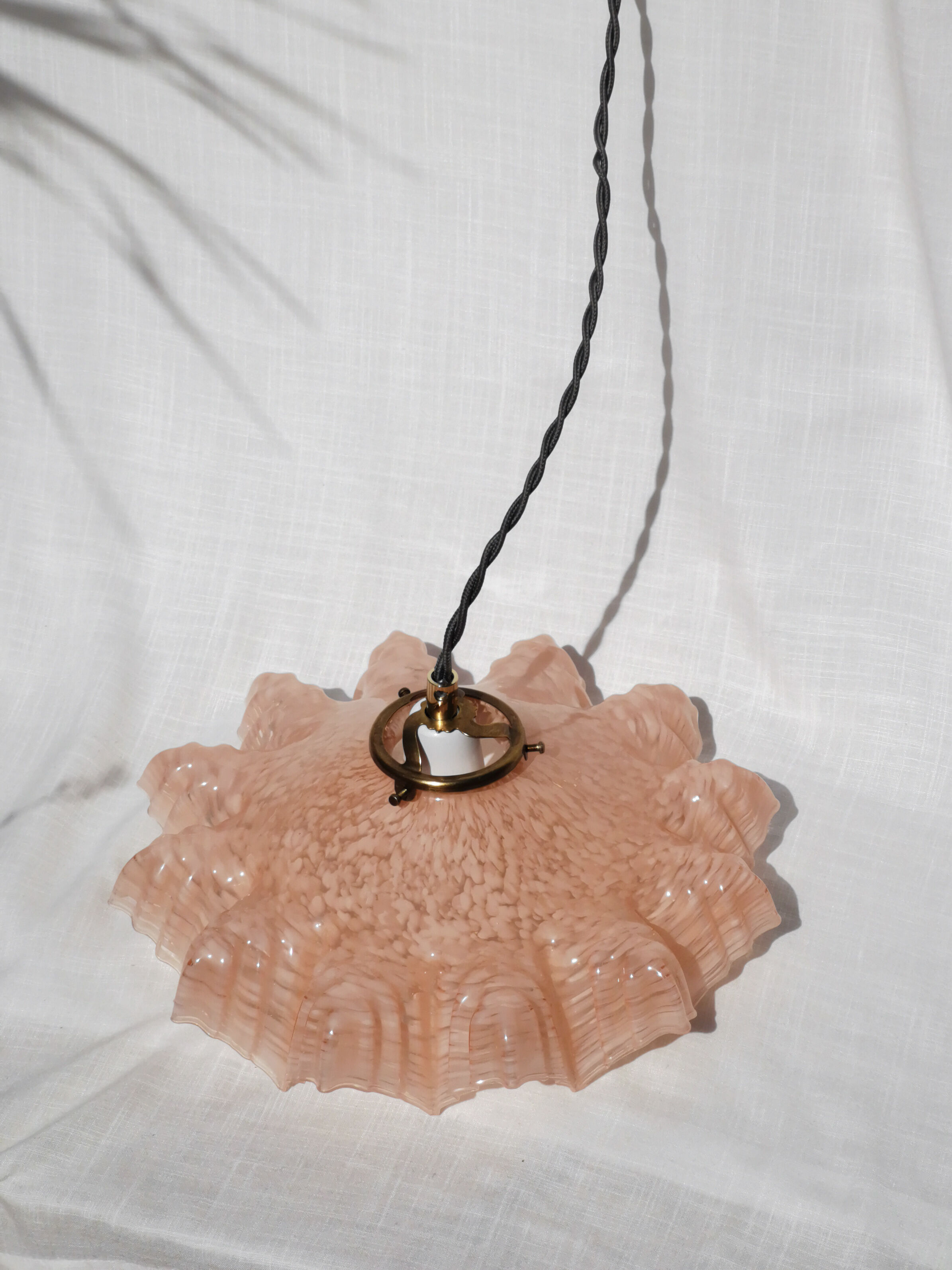 Suspension glass of clichy pink art deco