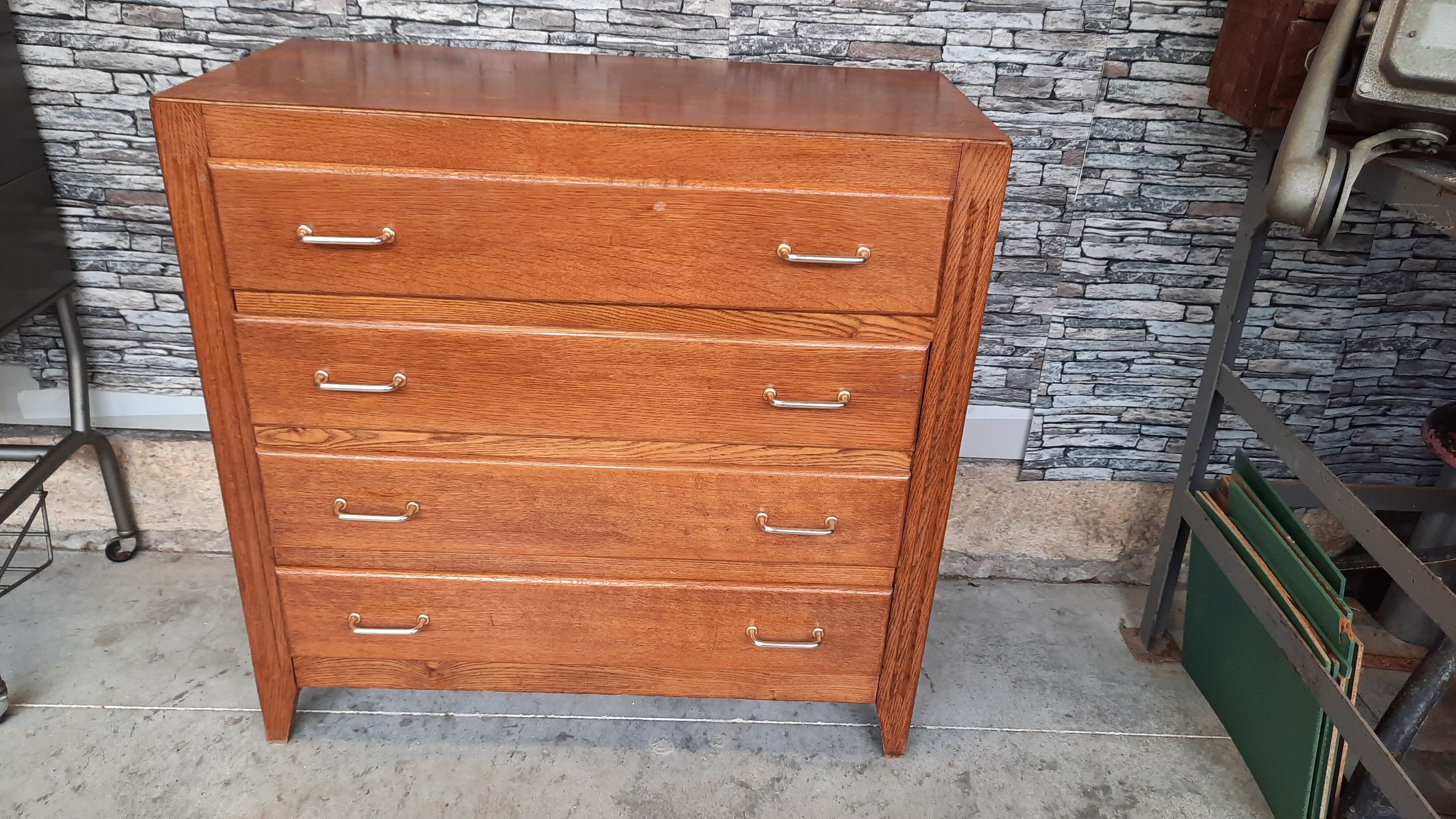 Scandinavian 1950s chest of drawers