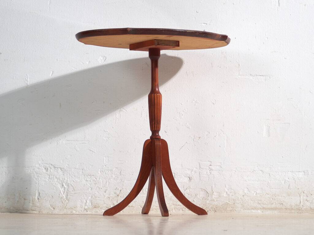 Antique tripod mahogany gueridon – Central Europe, circa 1930