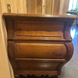 Commode bordelaise