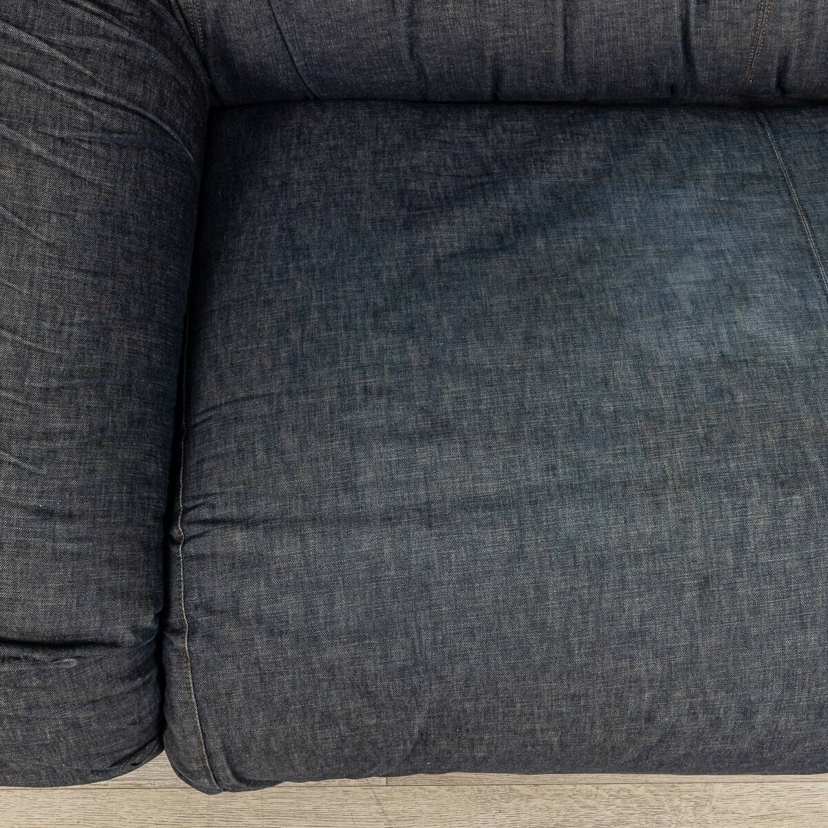 An italian "anfibio" sofa bed by alessandro becchi for giovannetti collezio