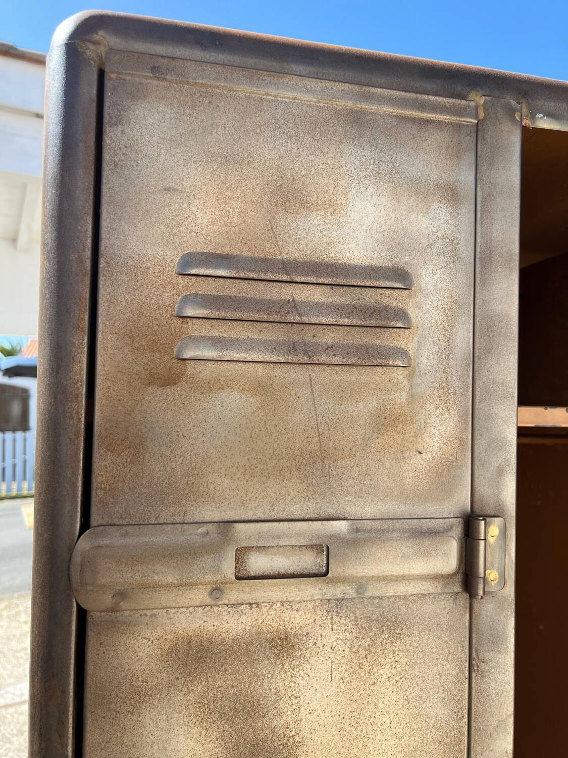 Industrial Cloakroom