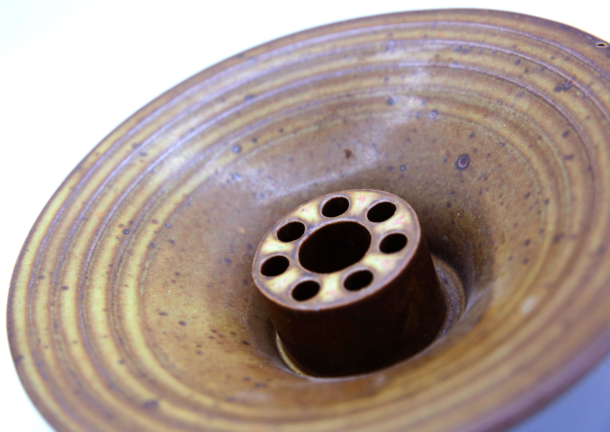 Ikebana picnic cup in Taizé sandstone by Daniel Montmollin