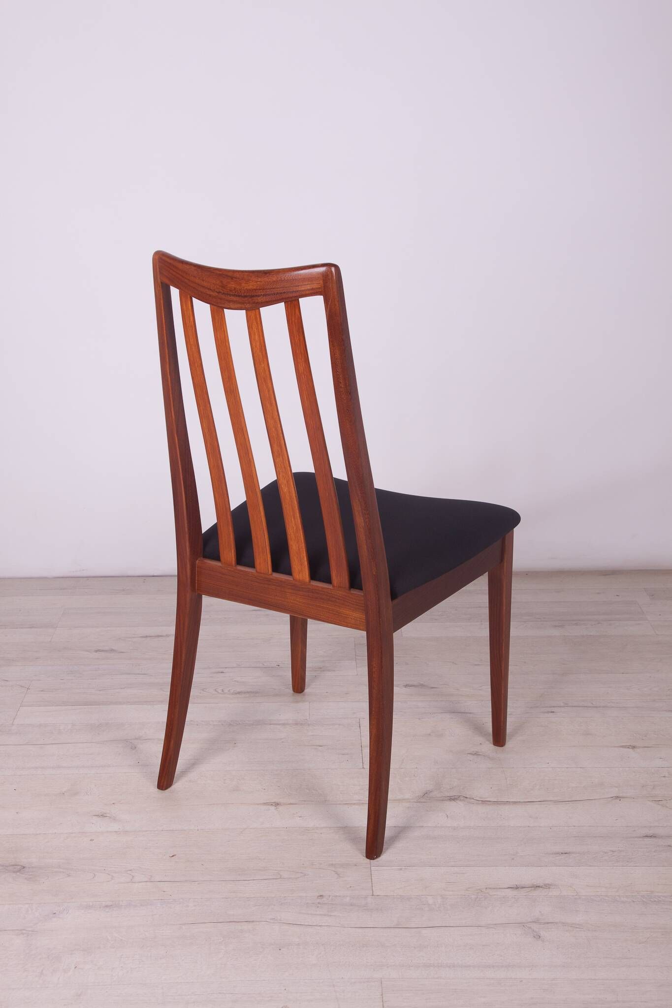 Mid-Century Teak Dining Chairs by Leslie Dandy for G-Plan, 1960s, Set of 4