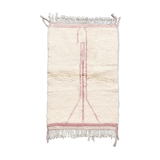 Moroccan Berber carpet beni ouarain ecru with pink pattern 166x102cm