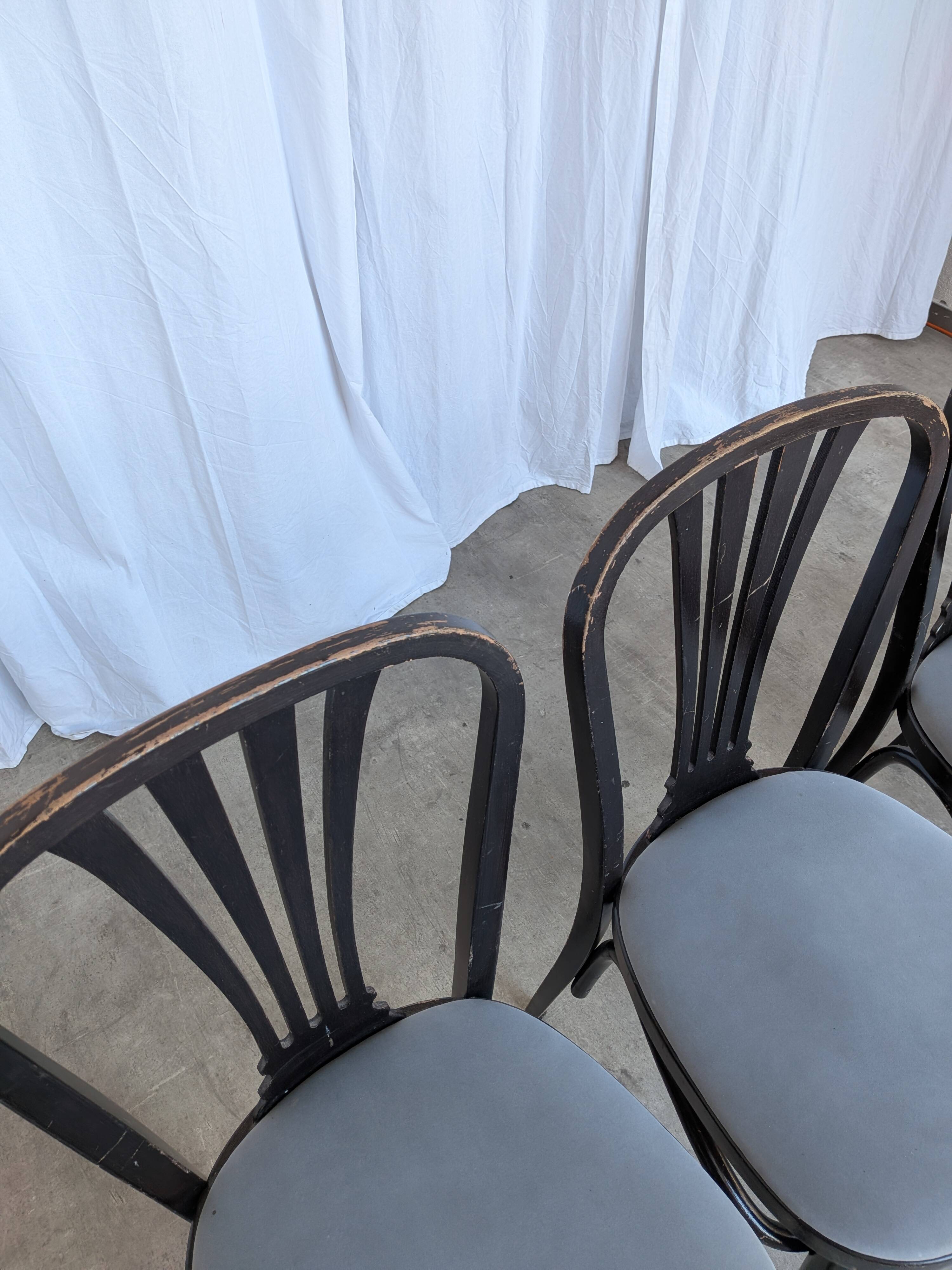 Chaises de salle à manger STOL Kamnik vintage : ensemble de 4 des années 1970, style moderne du milieu du siècle.