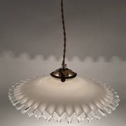 Suspension en opaline