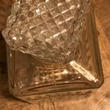 Carafe chiseled glass