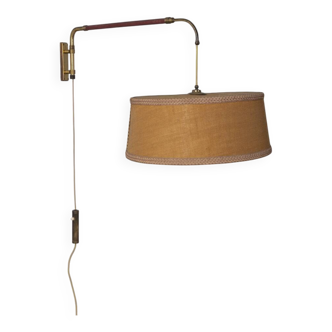 1950s VINTAGE ADJUSTABLE BRASS WALL LAMP ITALIAN DESIGN