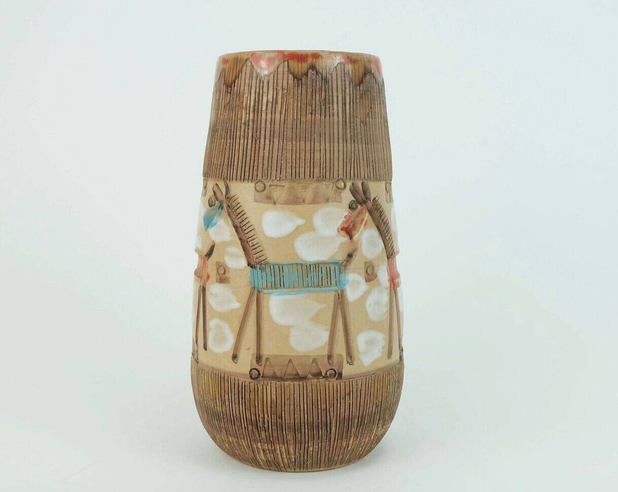 Italian mid century vase fratelli fanciullacci horse sgraffito decor rare glaze variation