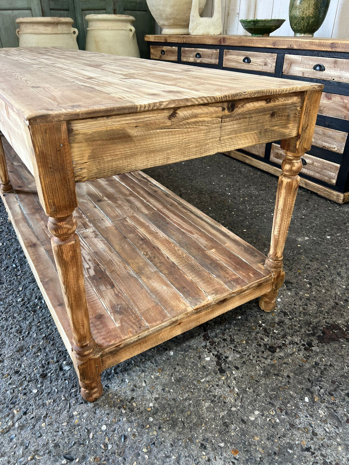 Draper style table