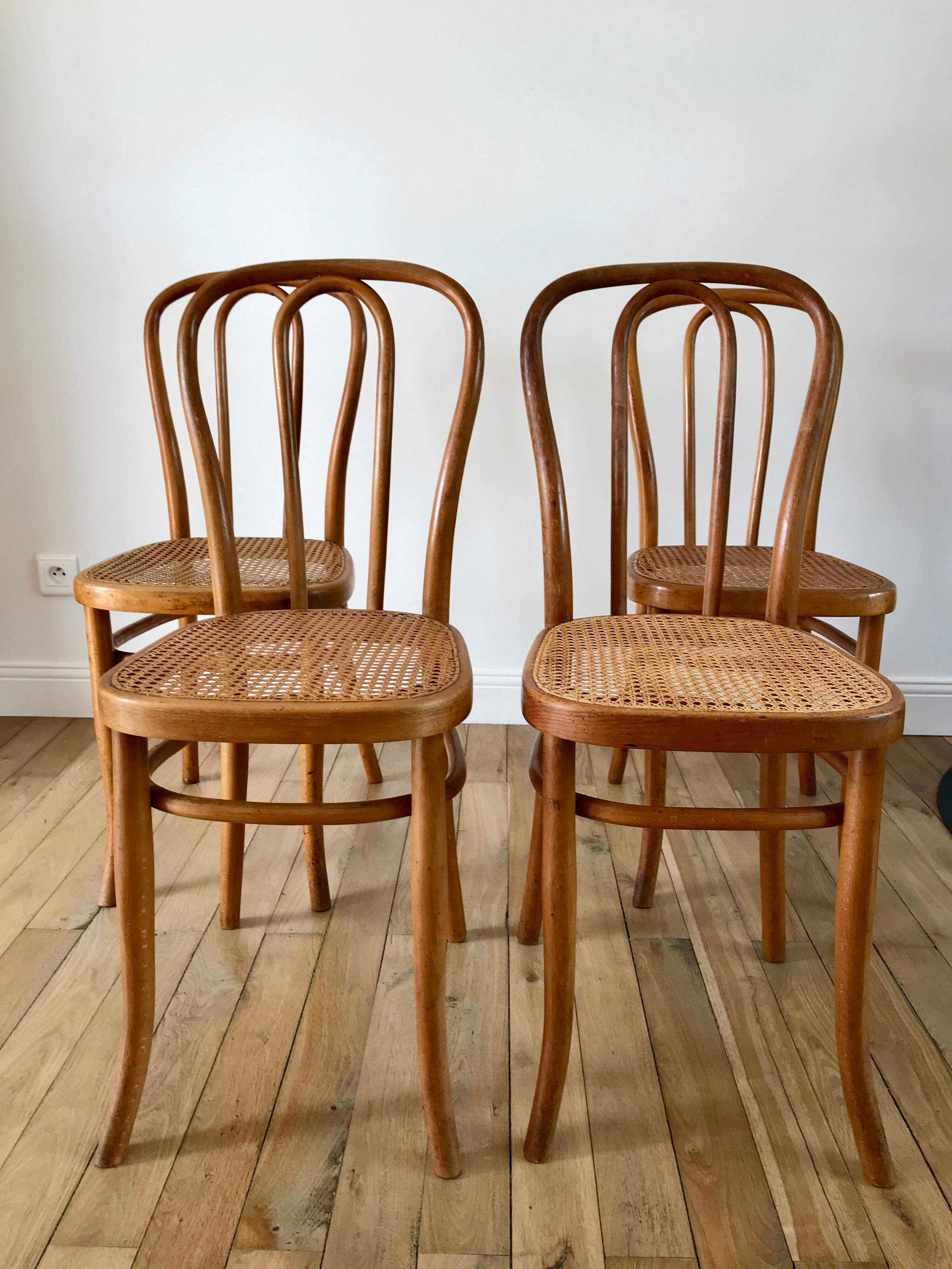 Set of 4 cane chairs in bentwood and honey-coloured cane thonet early 20th century