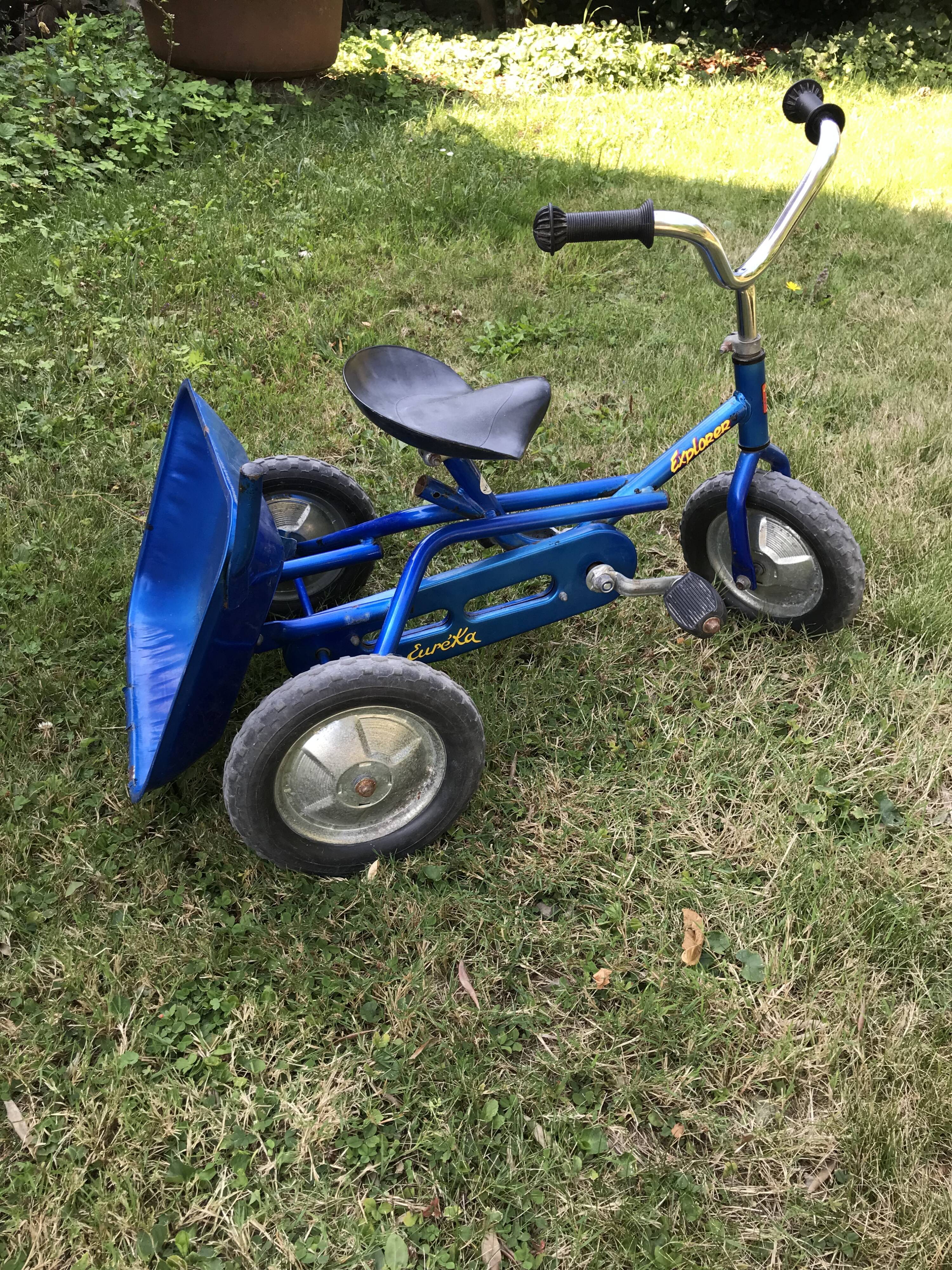 Vintage metal explorer tricycle