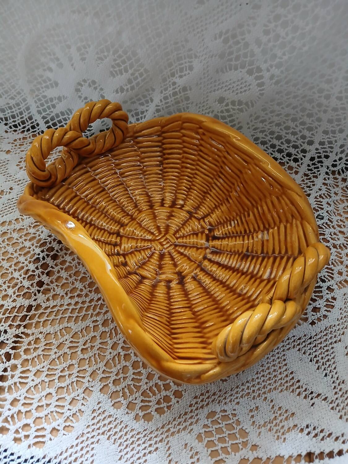 Vallauris fruit basket