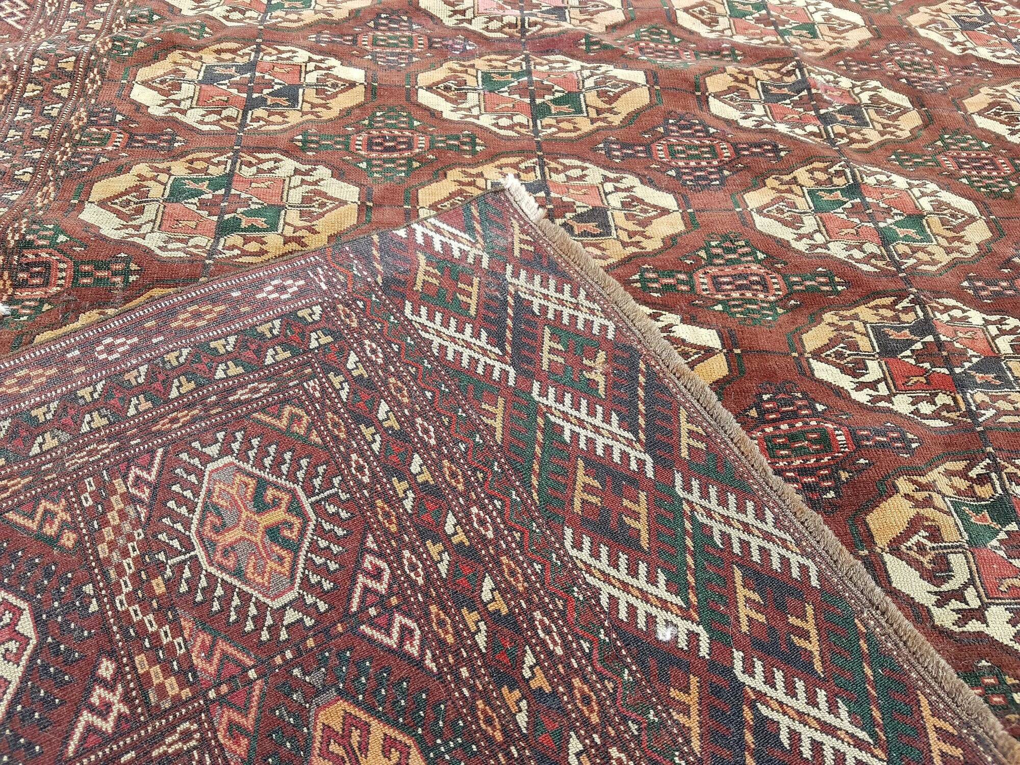Vintage Turkish handmade rug 208x262 cm