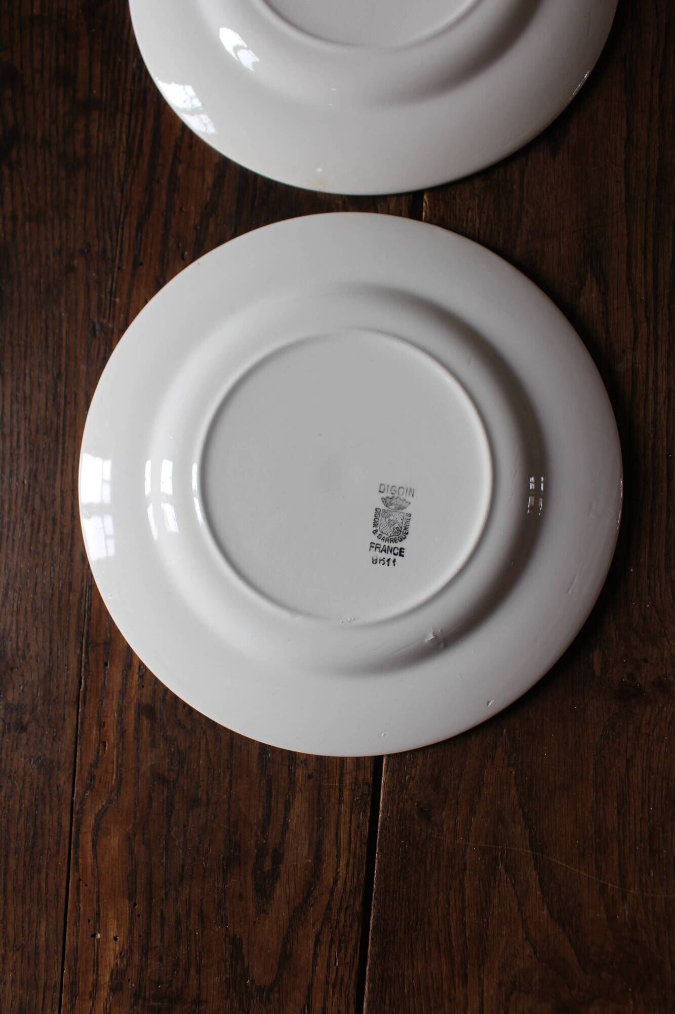 Set of 6 mismatched Art Deco red green yellow dinner plates Digoin