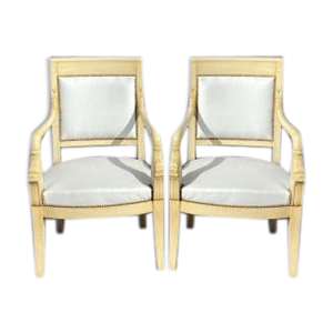 paire de fauteuils aux